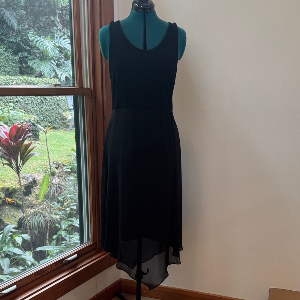 Vince Camuto lightweight Black knit High Low Dress with sheer skirt overlay